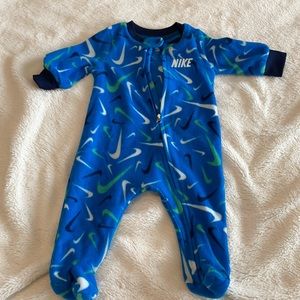 2/$30 nike fleece pj